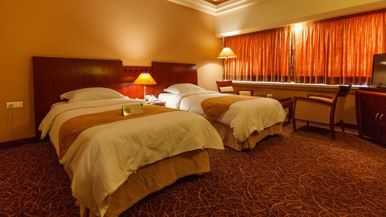 اتاق دو تخته توئین هتل هما شیراز